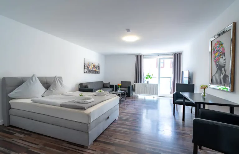 Apartment 2, Sophienstrasse 4, Bremen, 2. Floor